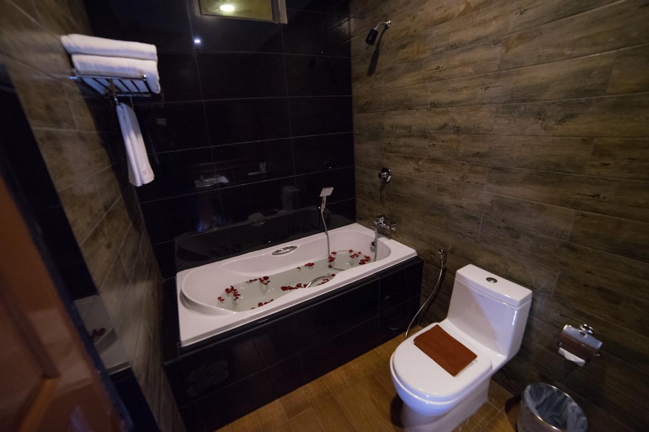 Win Unity Hotel Mandalay Bagian luar foto